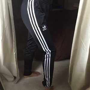 Adidas pants women’s XS